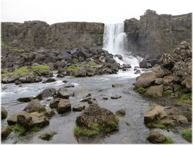 islande004.jpg - Þingvellir - Chutes Oxararfoss
