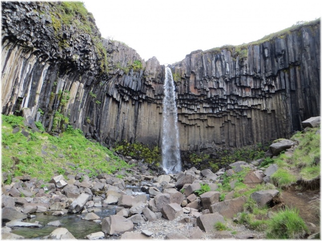 islande077.jpg - Cascade de Svartifoss
